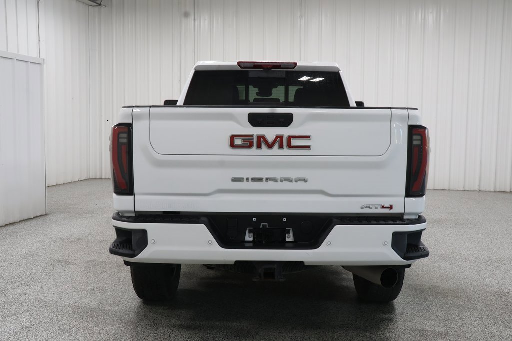 2024 Gmc Sierra HD AT4 photo 4