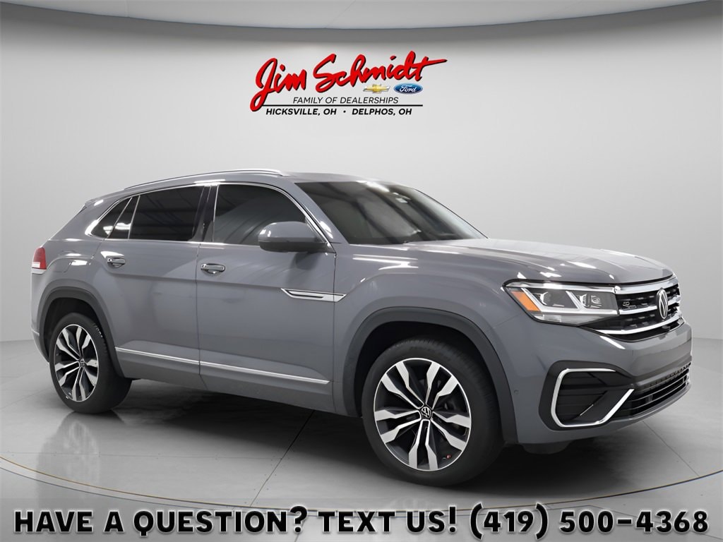 2022 Volkswagen Atlas Cross Sport SEL Premium R-Line's photo