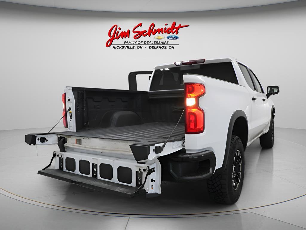 2024 Chevrolet Silverado 1500 ZR2 - Photo 36