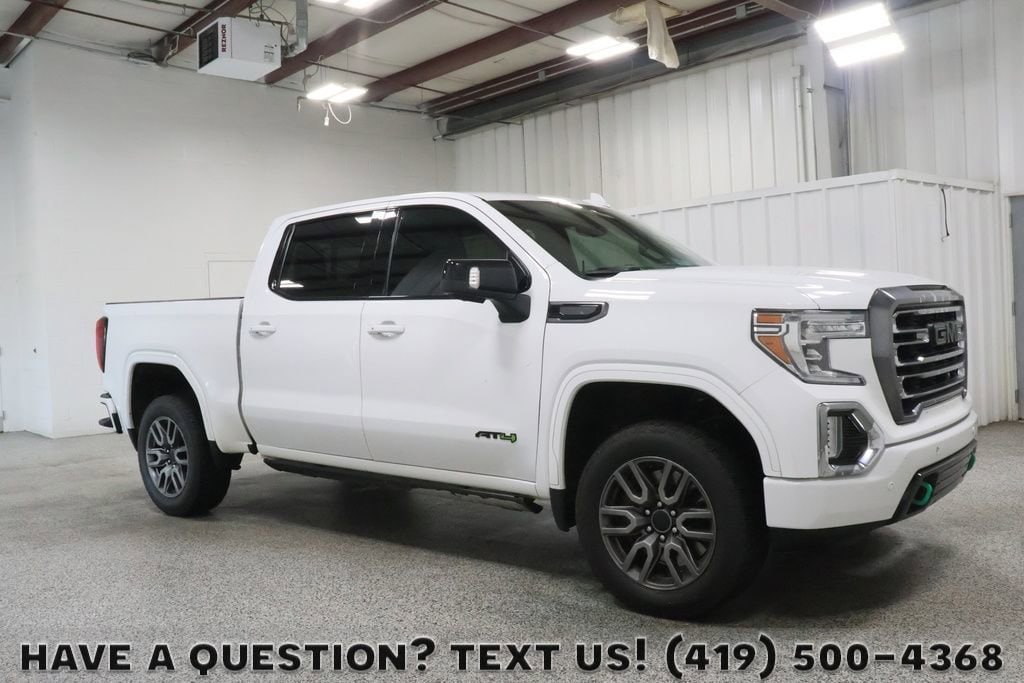 2020 GMC Sierra 4WD Crew Cab Short Box AT4's photo