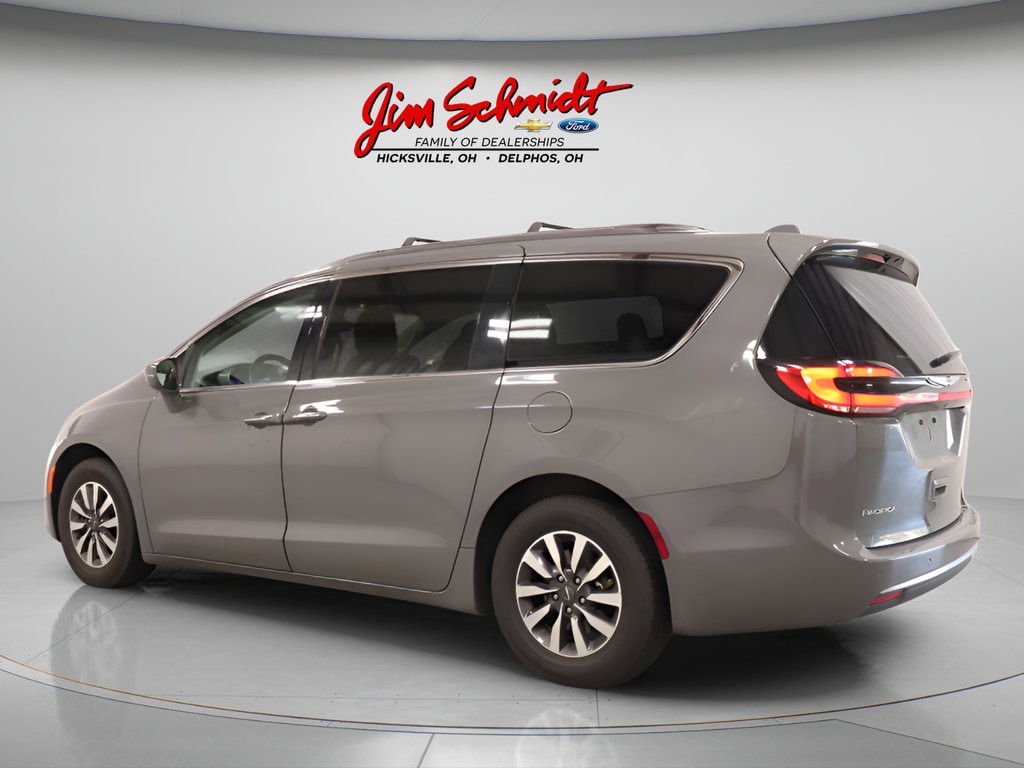 Used 2021 Chrysler Pacifica Touring L Van Passenger Van
