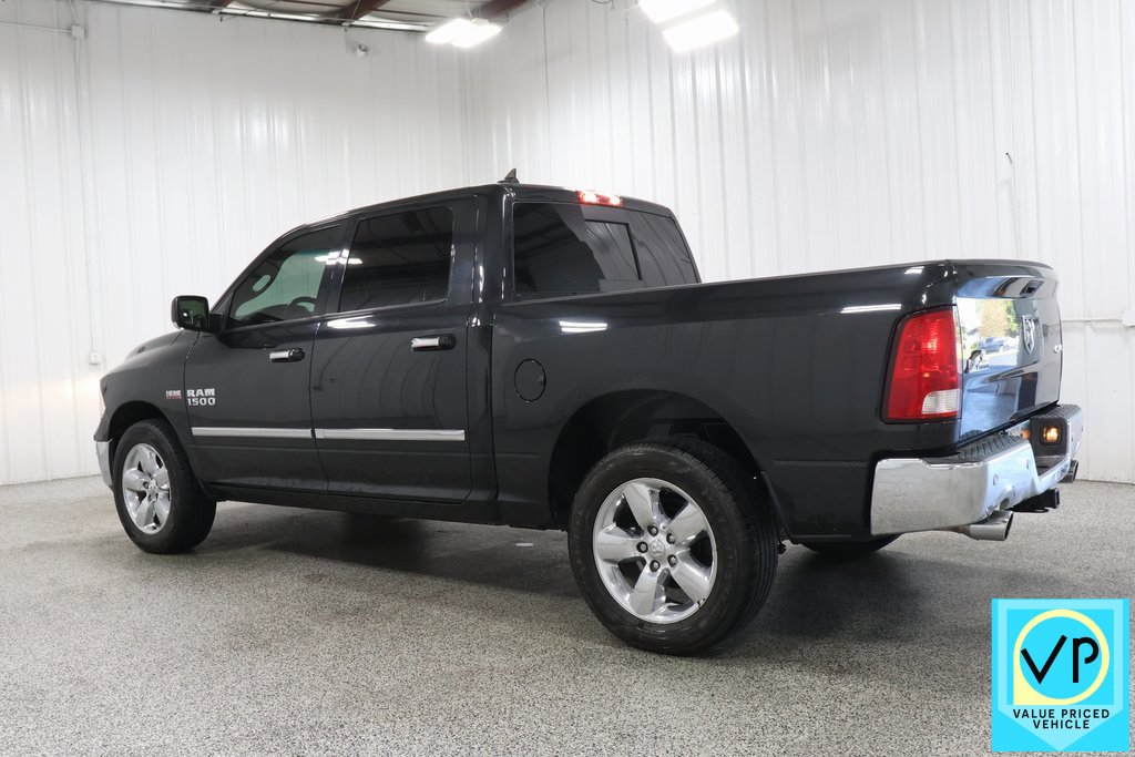2016 Ram 1500 Big Horn photo 3