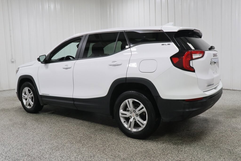 Used 2024 GMC Terrain SLE SUV