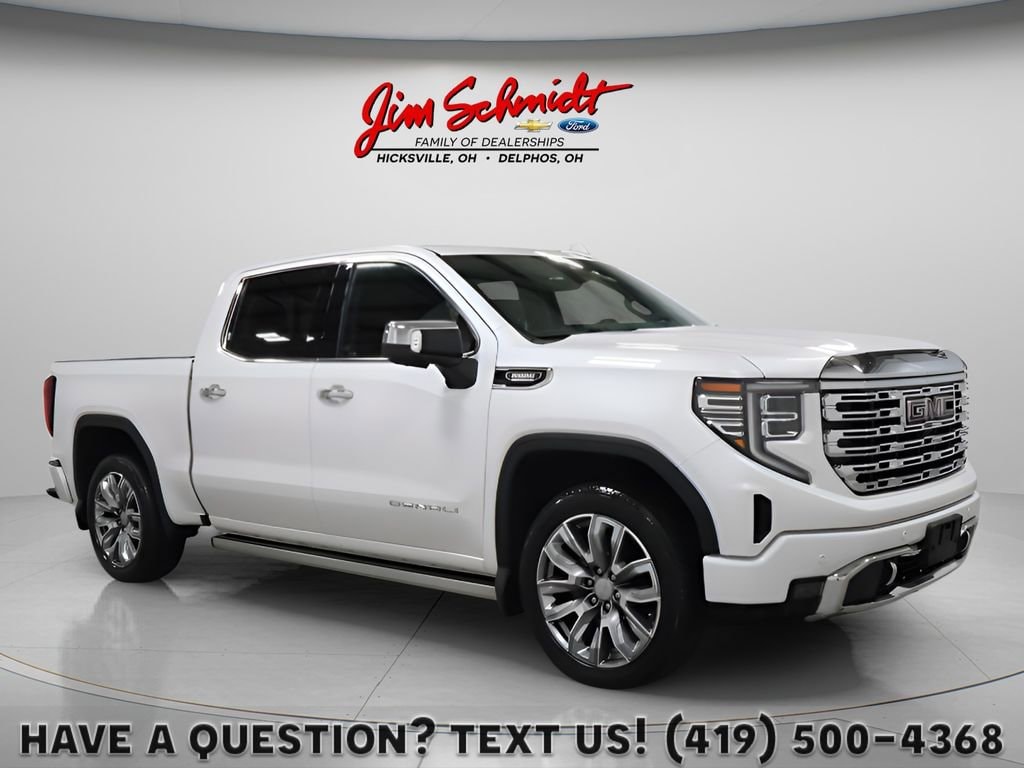 2024 GMC Sierra Denali 4WD Crew Cab Short Box's photo