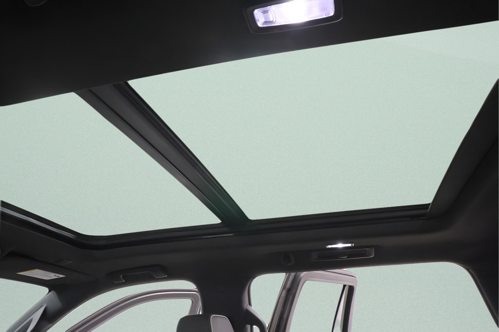 2024 Chevrolet Tahoe Premier - Photo 11