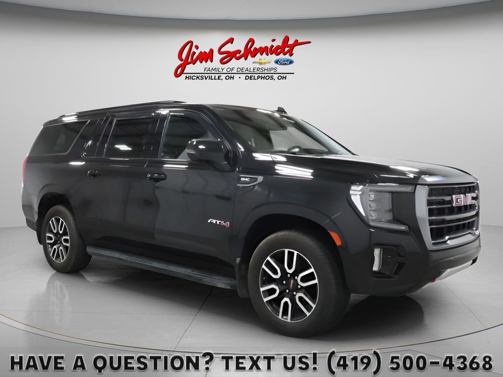 2022 GMC Yukon 4WD AT4's photo