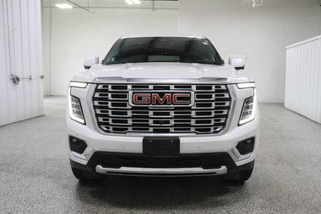Used 2025 GMC Yukon XL Denali SUV