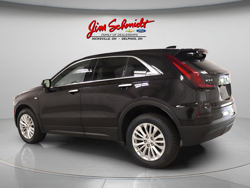 Used 2024 CADILLAC XT4 Luxury SUV