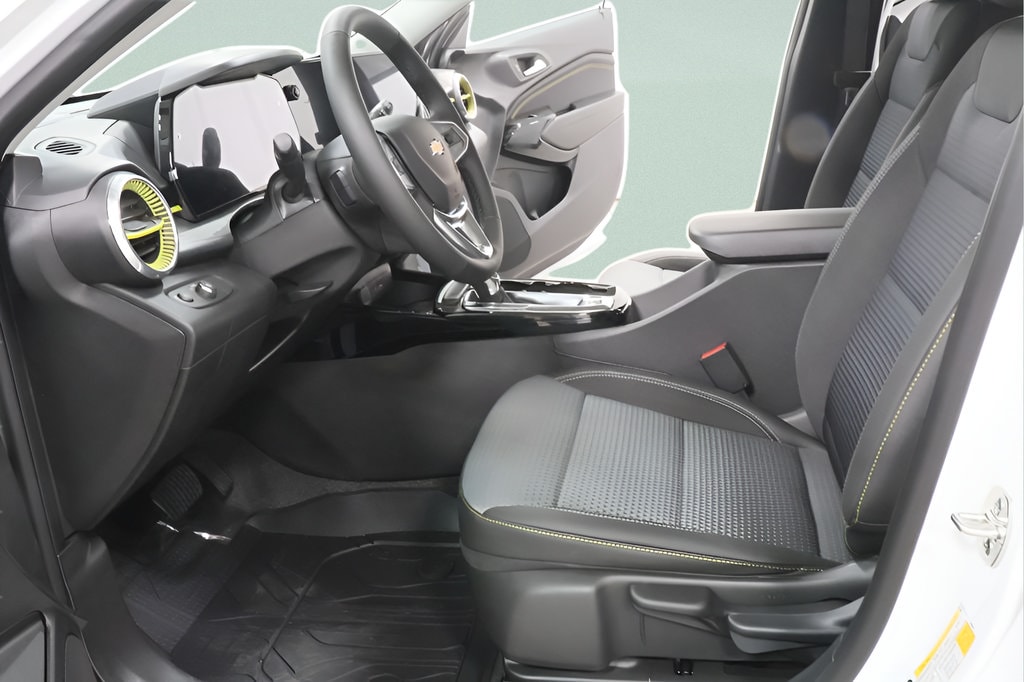 2026 Chevrolet Trax LT - Photo 20