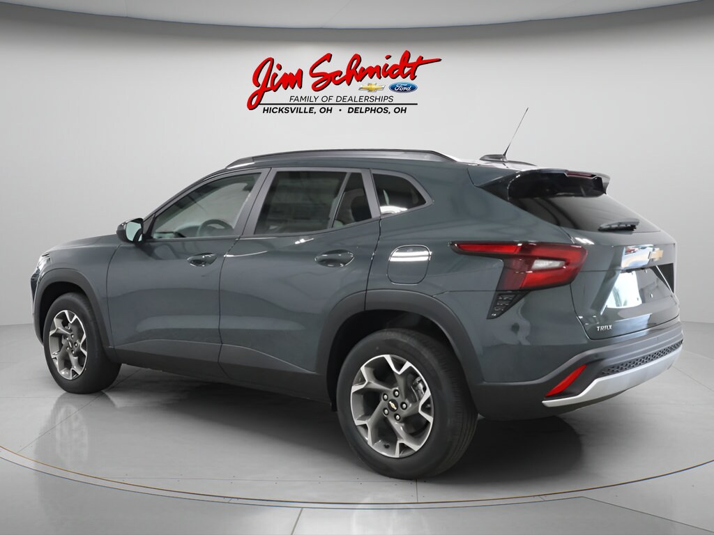 New 2026 Chevrolet Trax LT SUV