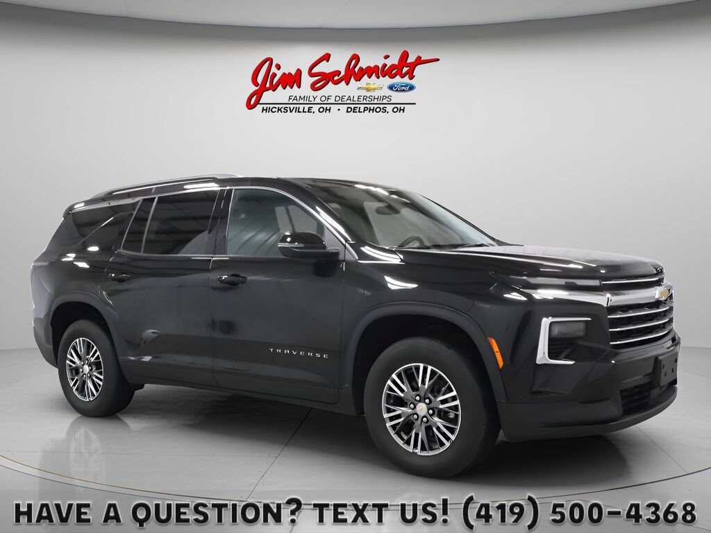 Used 2024 Chevrolet Traverse LT SUV