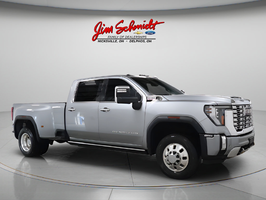 2025 GMC Sierra 3500HD Denali