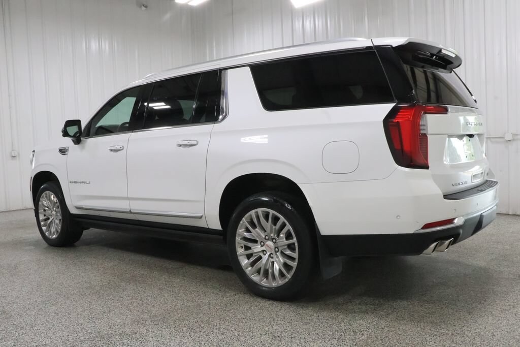 Used 2025 GMC Yukon XL Denali SUV
