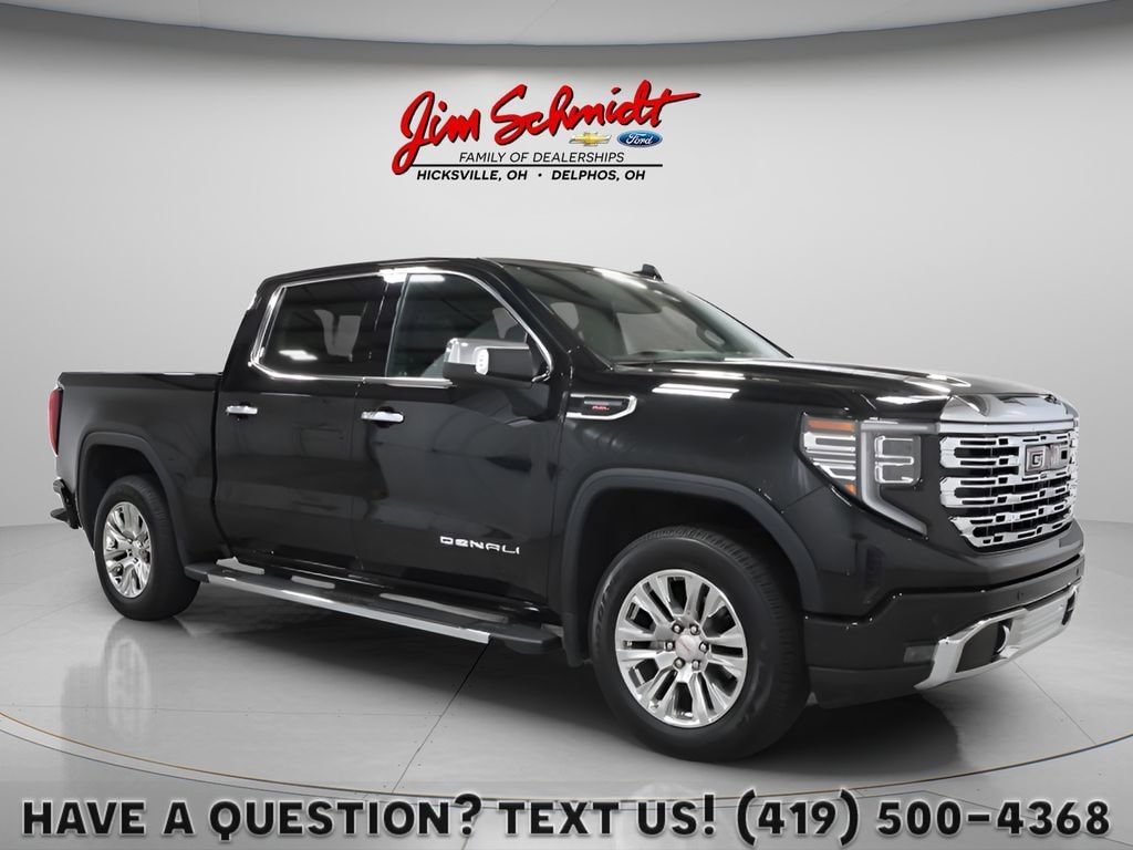 2024 GMC Sierra Denali 4WD Crew Cab Short Box's photo