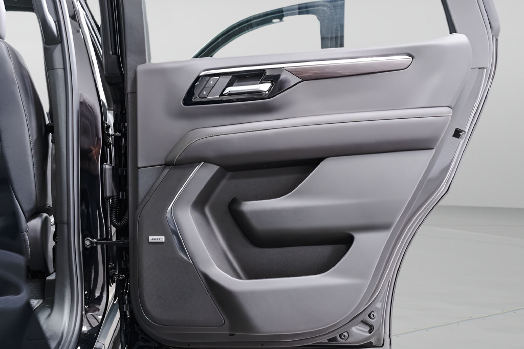 2026 Chevrolet Tahoe Premier - Photo 29