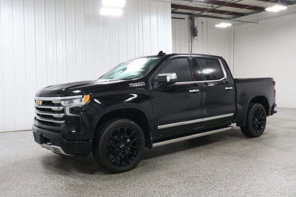 2023 Chevrolet Silverado 1500 High Country photo 2