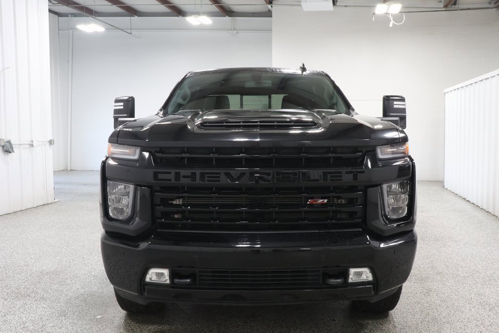 2022 Chevrolet Silverado 2500HD LTZ photo 3