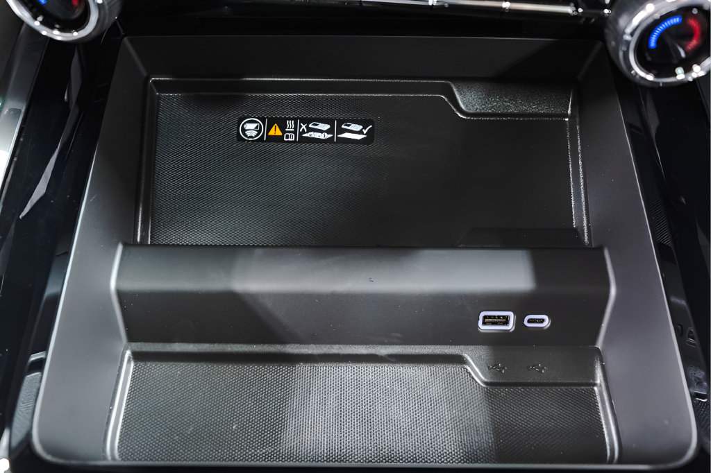 2026 Chevrolet Tahoe Premier - Photo 15