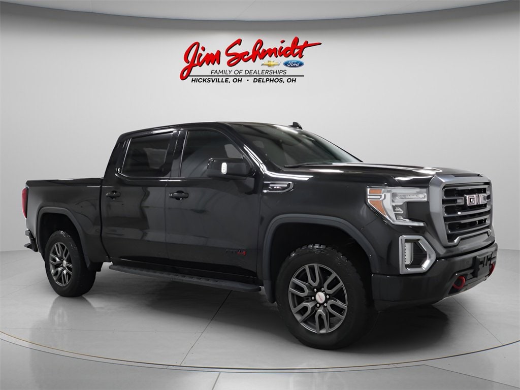 2021 GMC Sierra AT4's photo