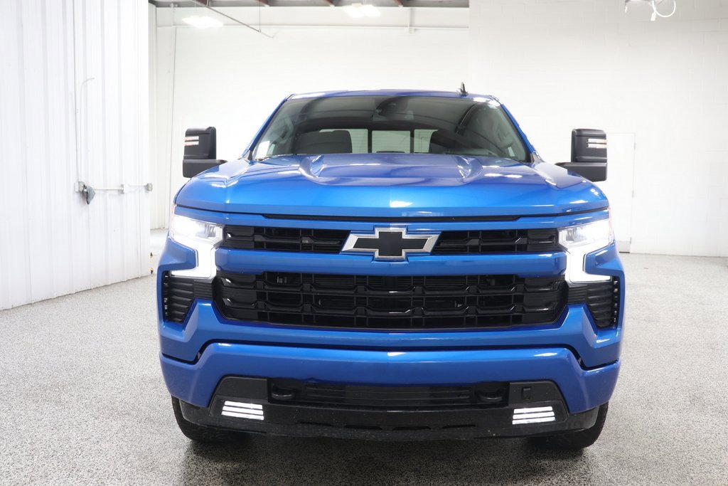 2024 Chevrolet Silverado 1500 RST photo 3