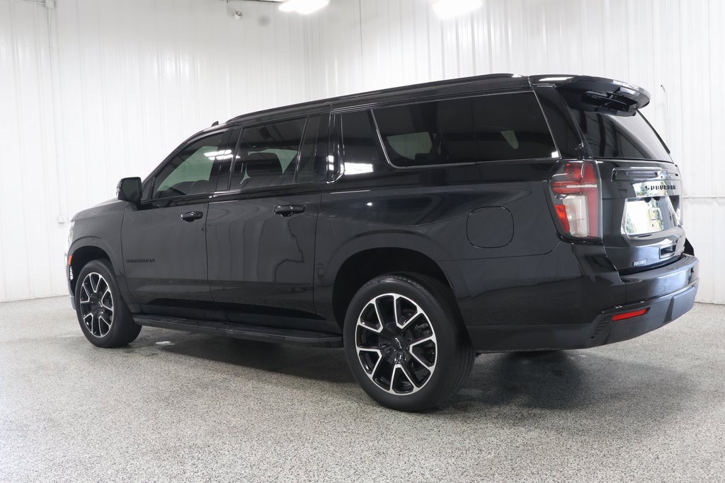 2024 Chevrolet Suburban RST photo 4