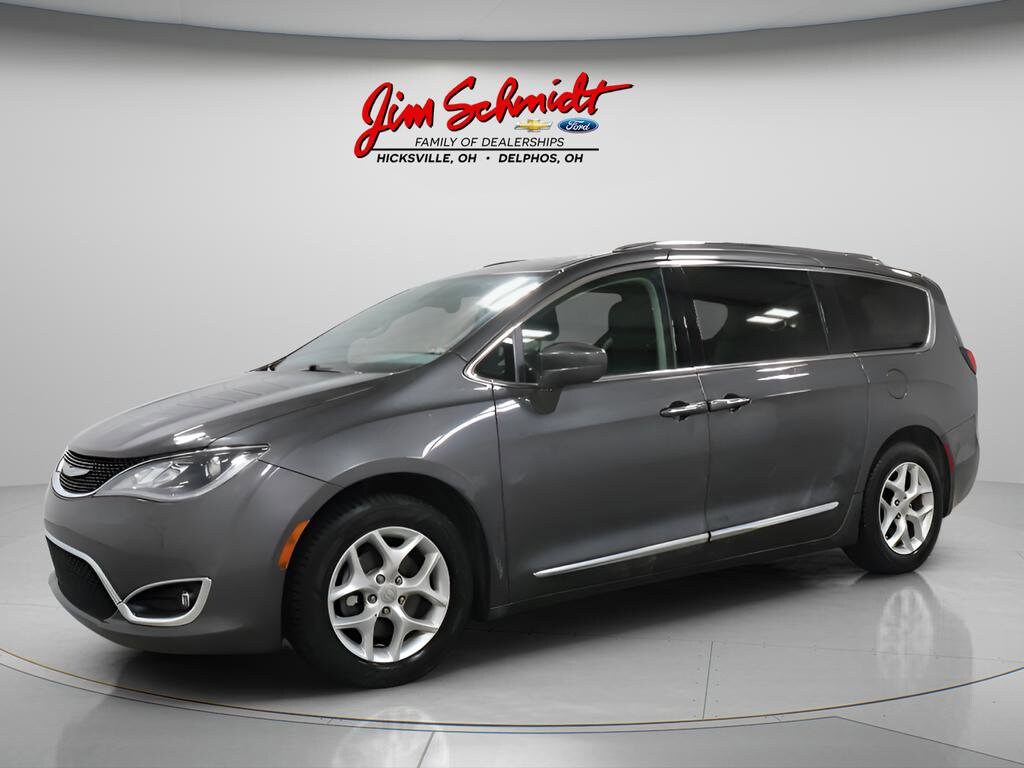 Used 2018 Chrysler Pacifica Touring L Van