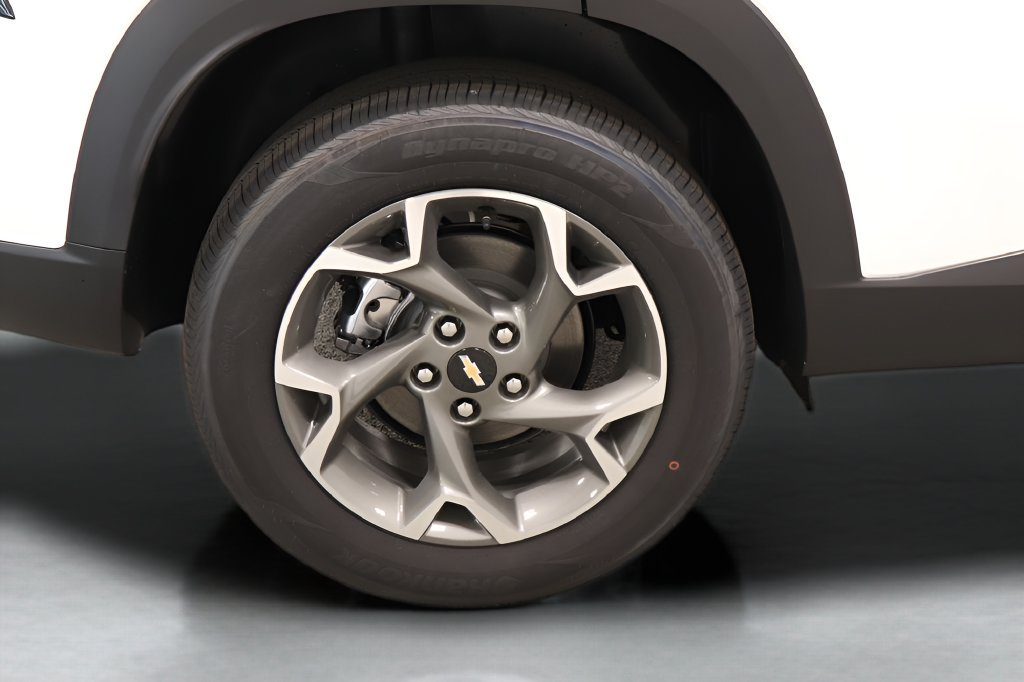 2026 Chevrolet Trax LT - Photo 30