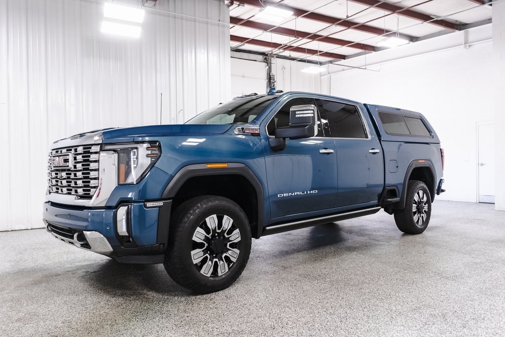 Used 2024 GMC Sierra 2500HD Denali Truck