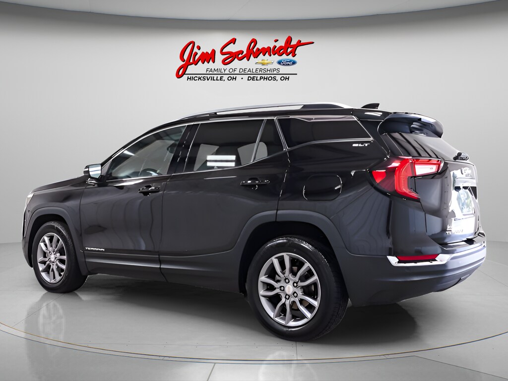 Used 2023 GMC Terrain SLT SUV