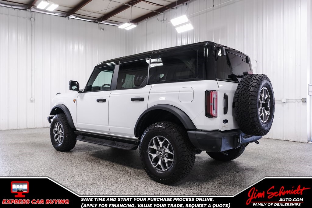 2024 Ford Bronco Badlands photo 4
