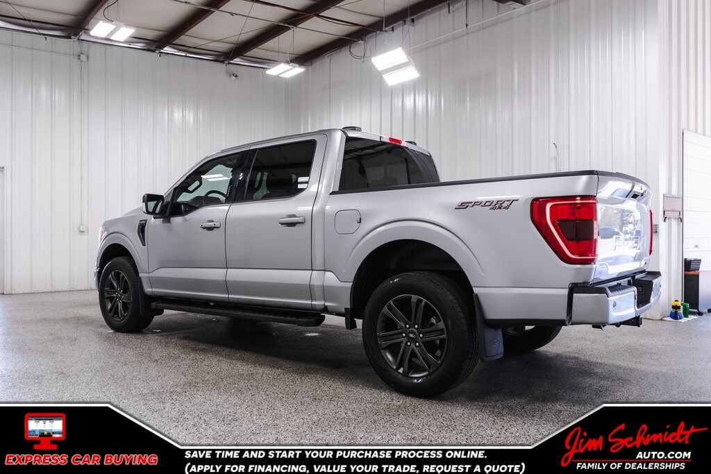 2023 Ford F-150 XLT photo 4