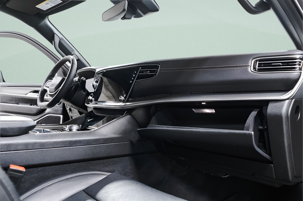 2025 Jeep Wagoneer Series II - Photo 42