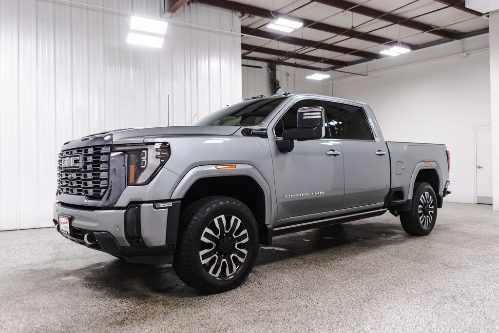 2024 Gmc Sierra HD Denali Ultimate photo 3