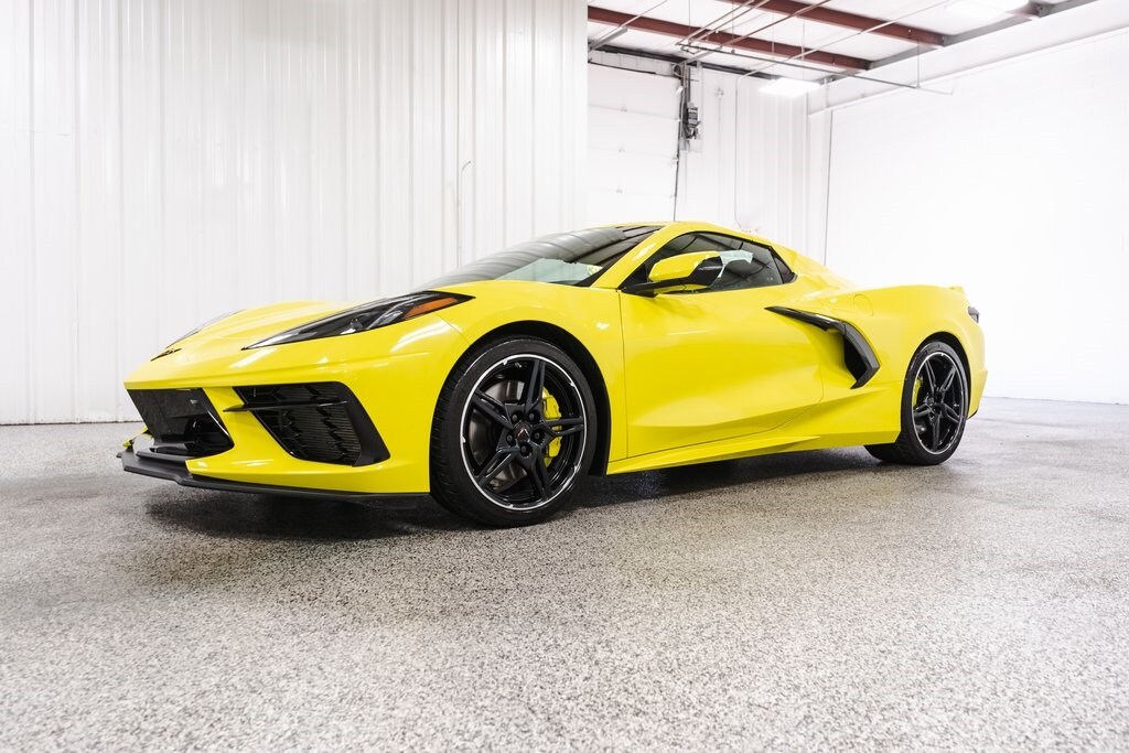 2023 Chevrolet Corvette Stingray Convertible photo 3