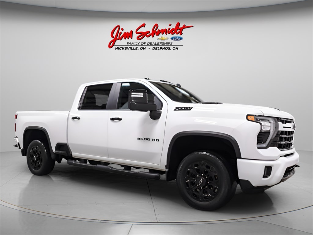 2024 Chevrolet Silverado 2500HD LT's photo