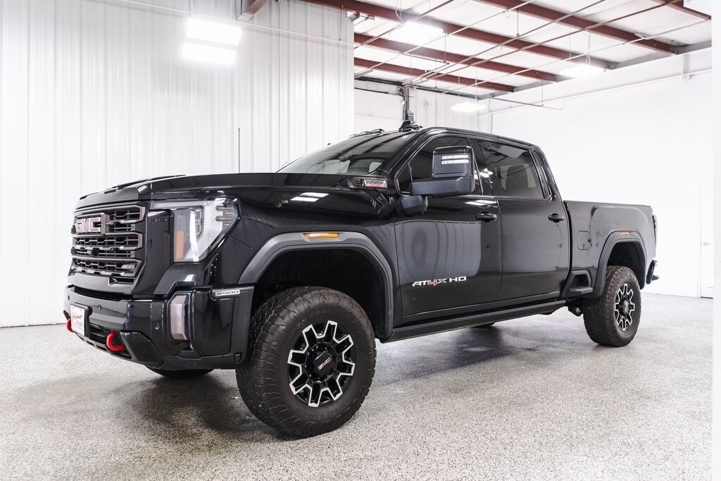 2024 Gmc Sierra HD AT4X photo 3