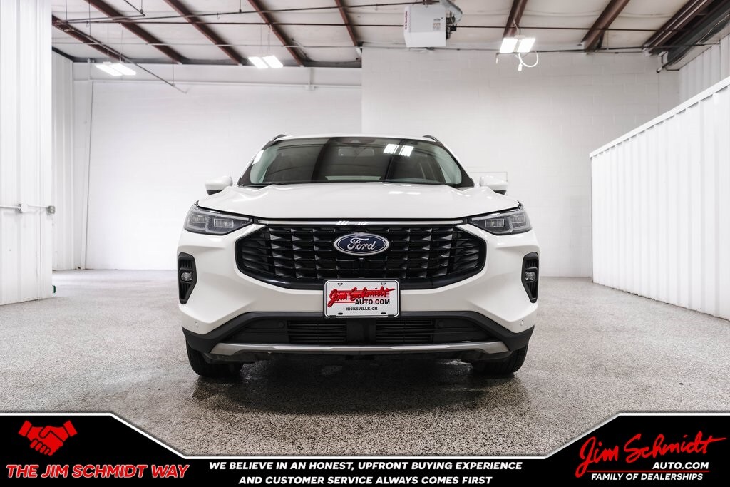 2024 Ford Escape Platinum photo 2