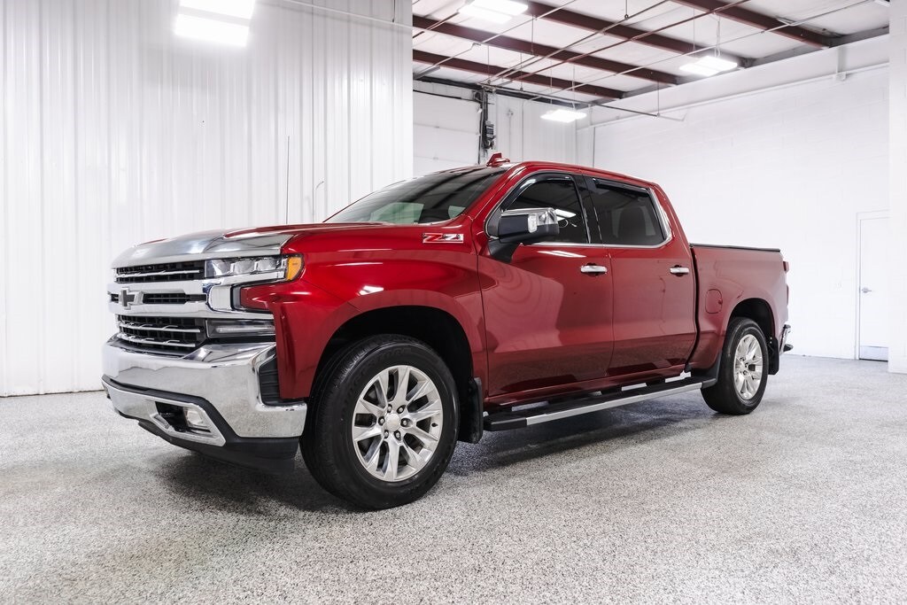 2019 Chevrolet Silverado 1500 LTZ photo 2