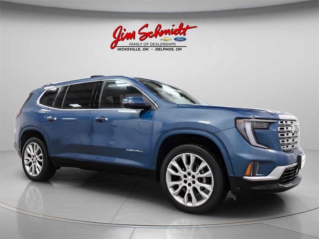2025 GMC Acadia Denali's photo