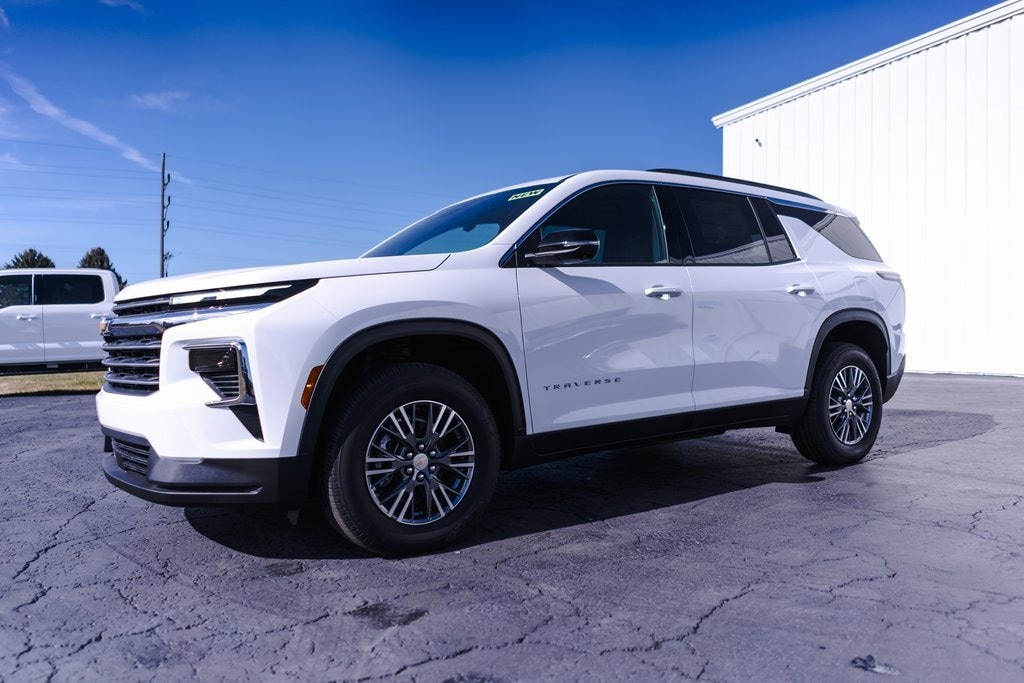 New 2026 Chevrolet Traverse LT SUV