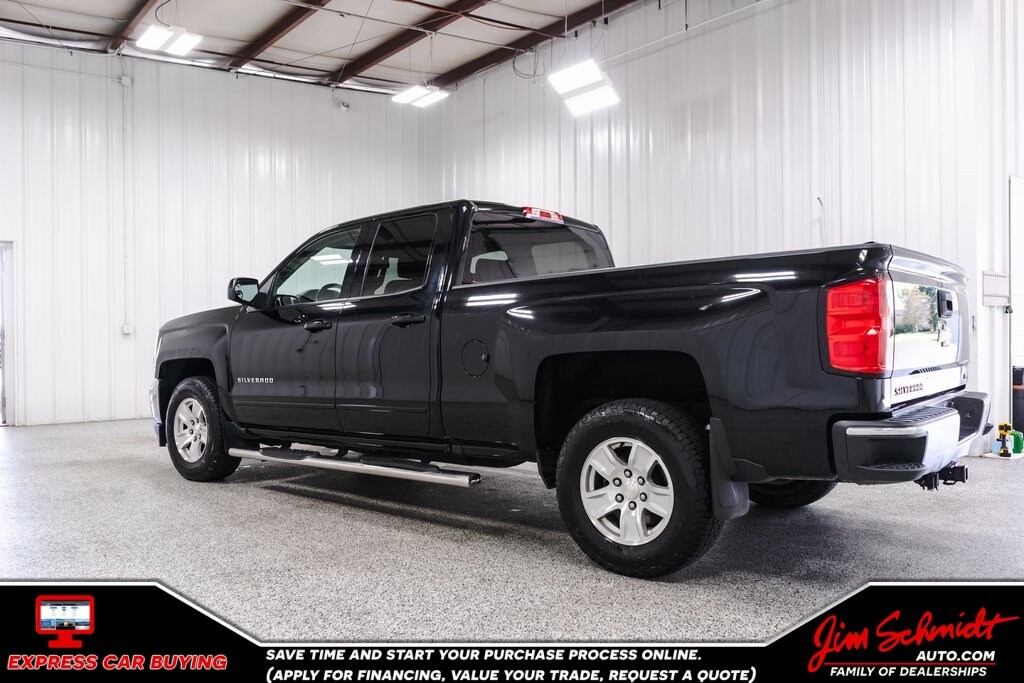 2018 Chevrolet Silverado 1500 LT photo 4