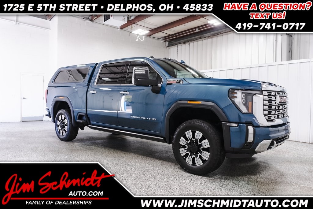 2024 GMC Sierra 2500HD Denali's photo