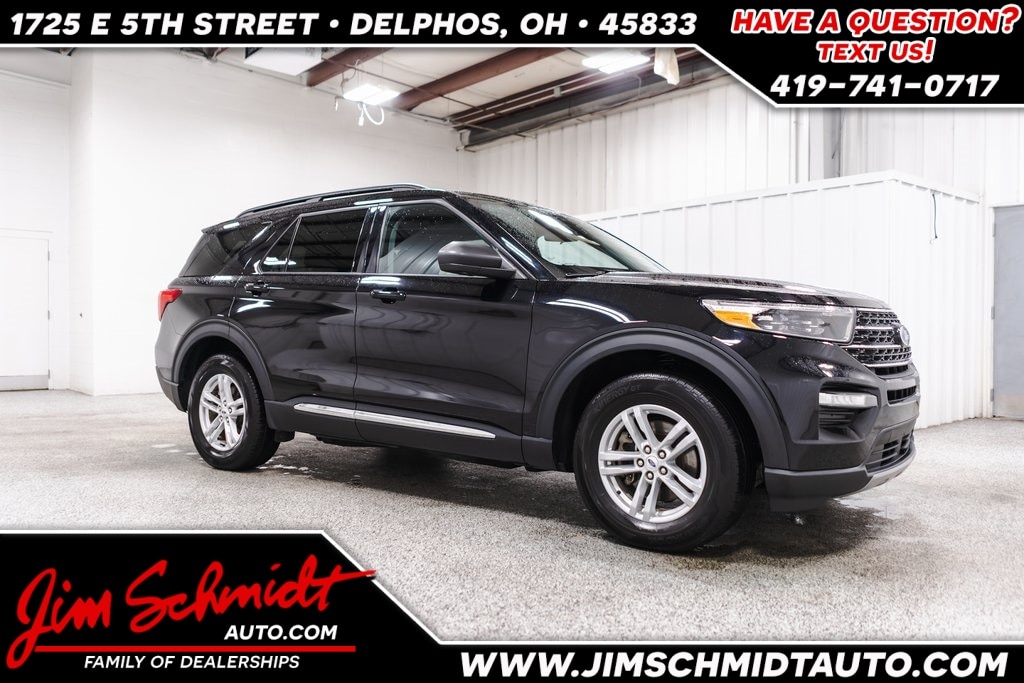 2023 Ford Explorer XLT's photo