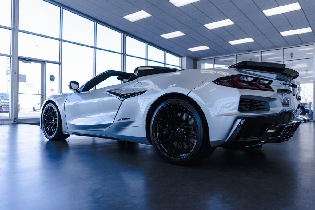 2026 Chevrolet Corvette Z06 3LZ Convertible photo 4