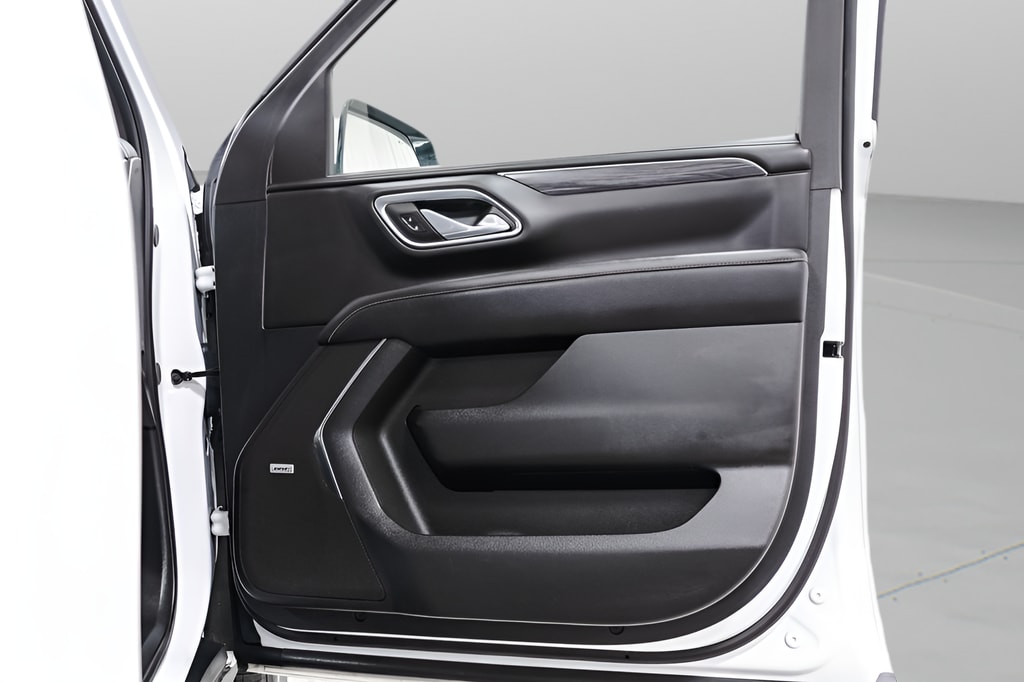 2024 GMC Yukon SLT - Photo 31