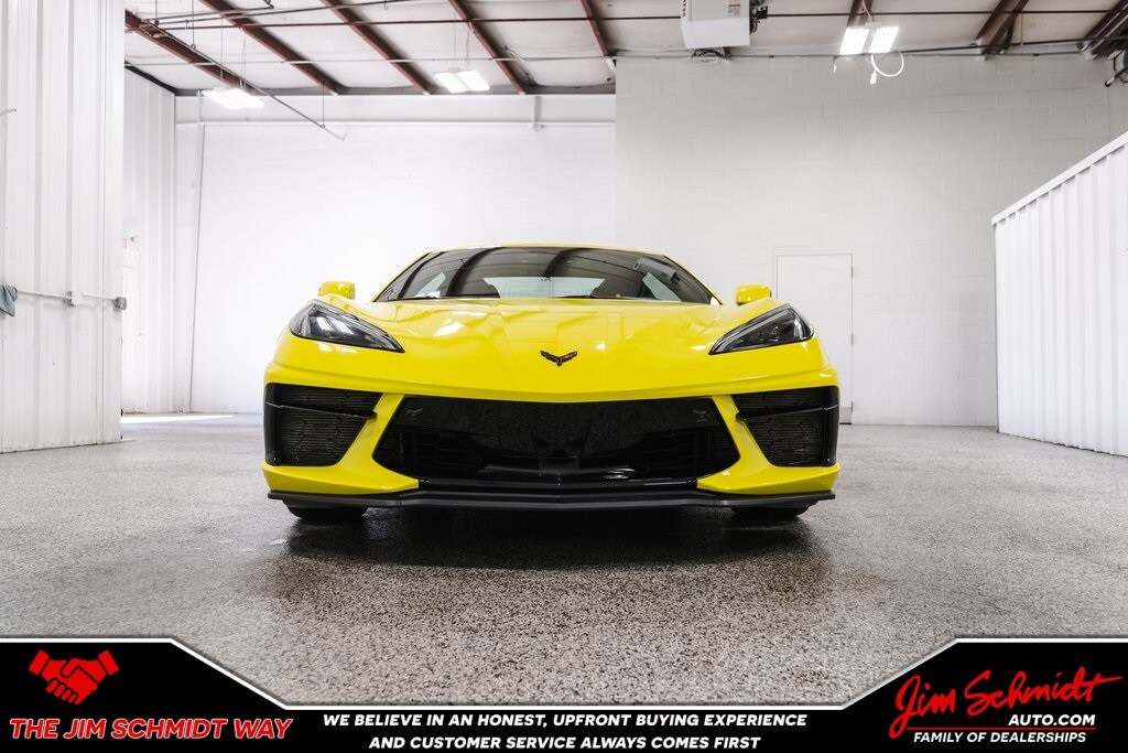 2023 Chevrolet Corvette Stingray Convertible photo 2