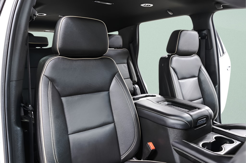 2024 GMC Yukon SLT - Photo 33