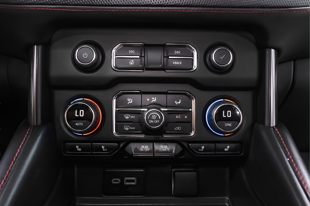 2024 Chevrolet Tahoe RST - Photo 16