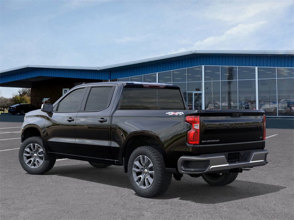 2026 Chevrolet Silverado 1500 LT photo 3