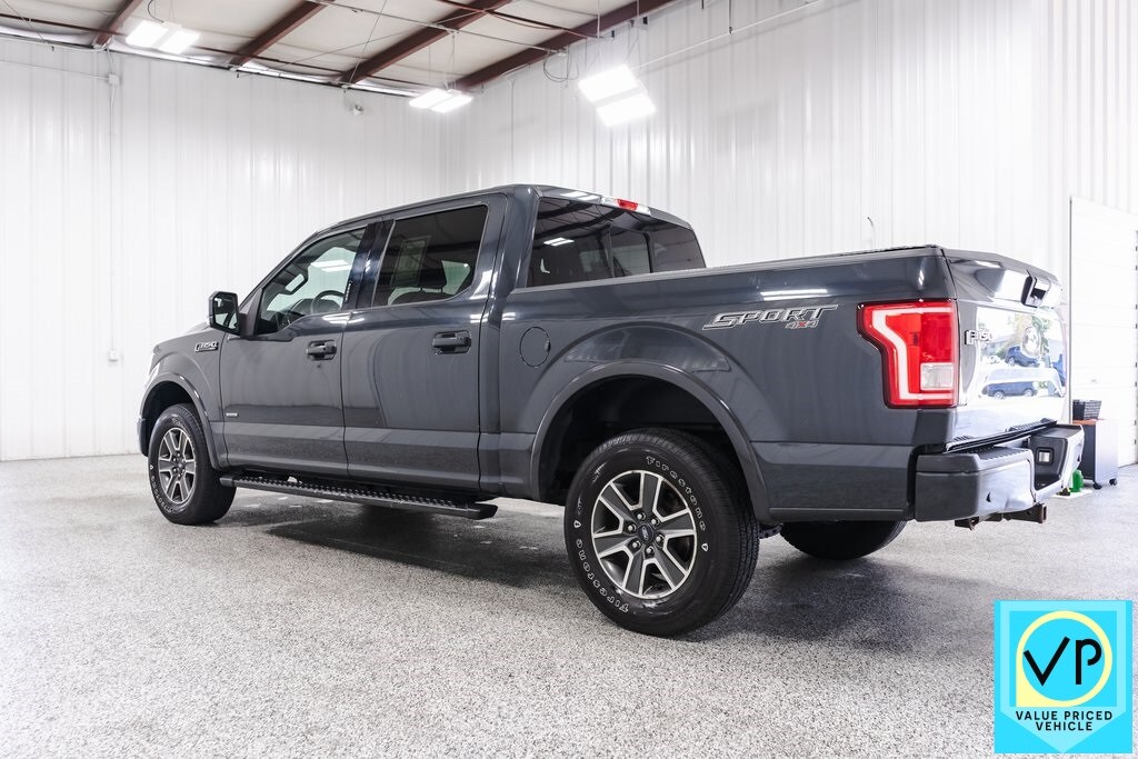 2016 Ford F-150 XLT photo 4
